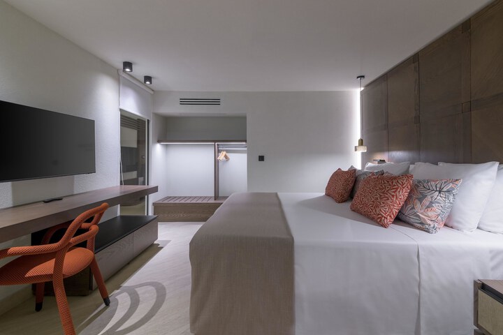 Room 59 of 295