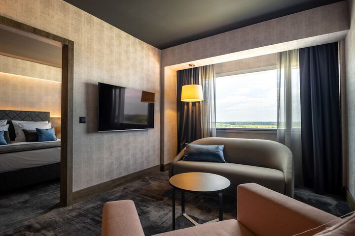 Room 10 of 58