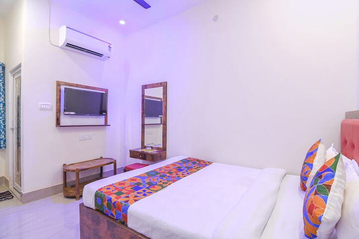 Room 16 of 21