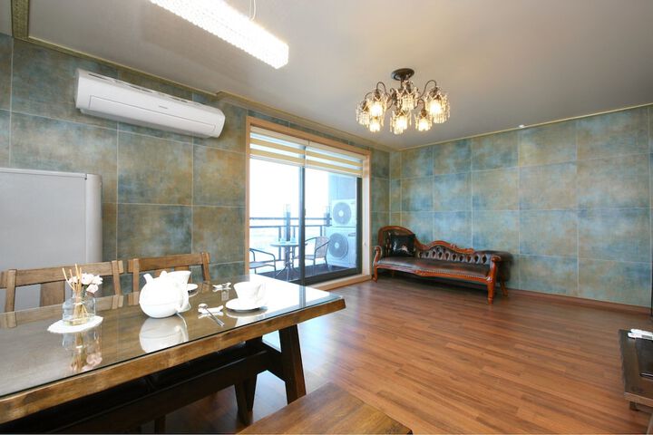 Room 45 of 71