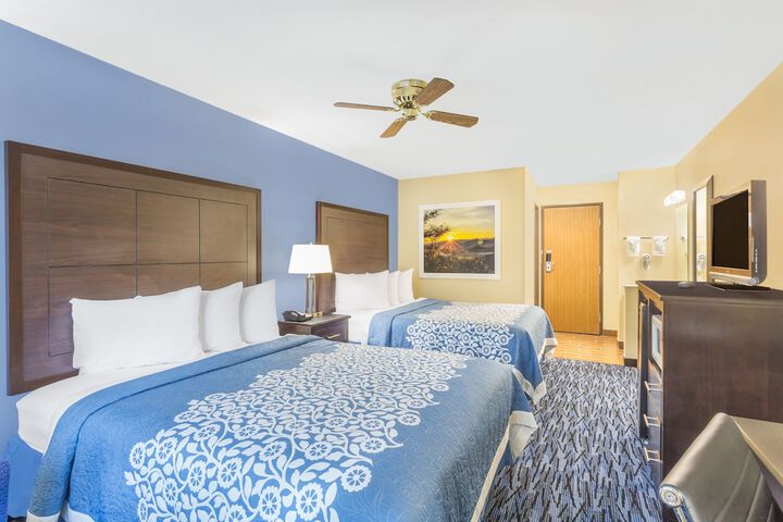 Room 4 of 20