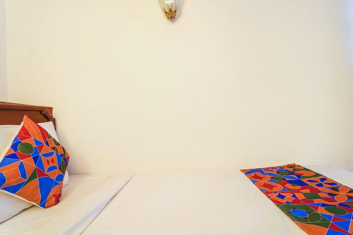 Room 25 of 36