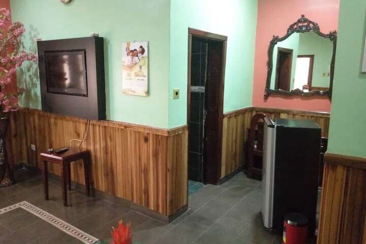 Room 14 of 15