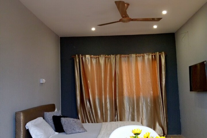 Room 5 of 21