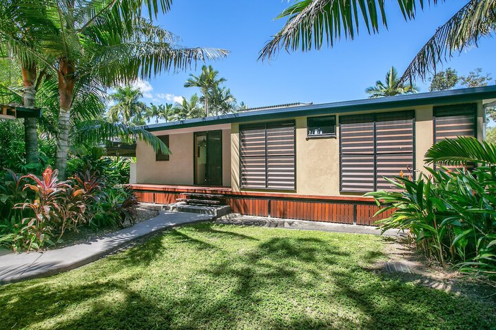 Hotel Exterior 22 of 22