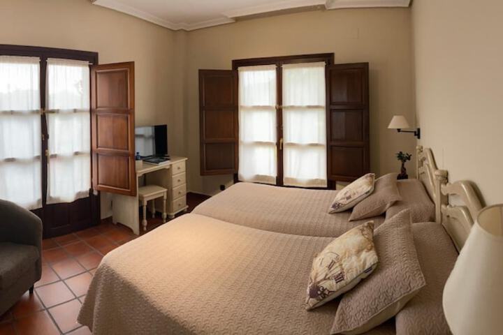 Room 14 of 63