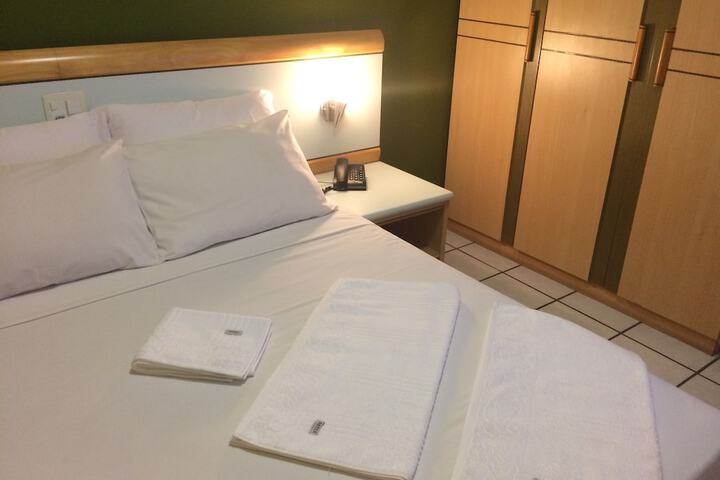 Room 8 of 31