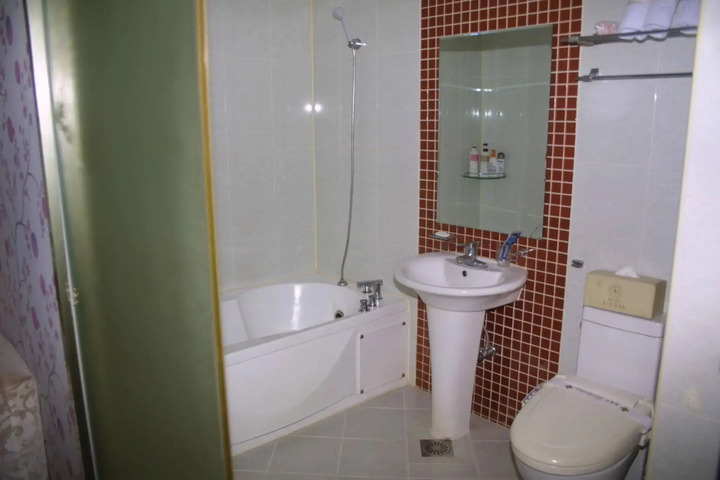 Photo 9