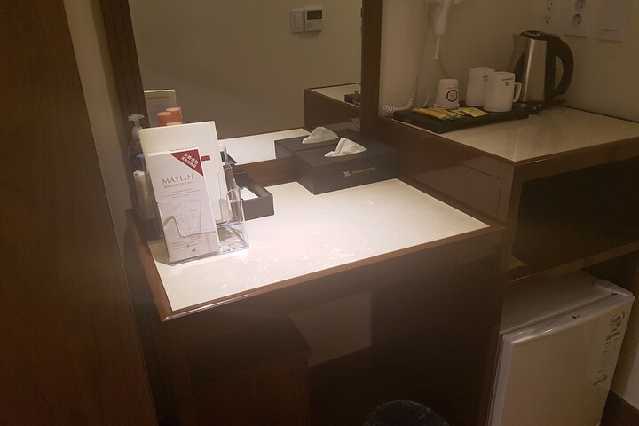Room amenity
