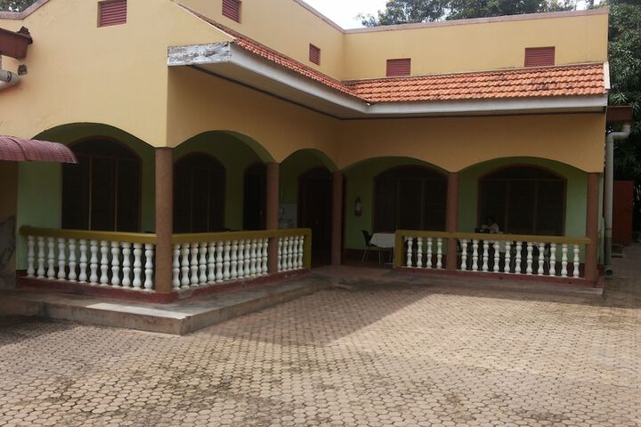 Hotel Exterior 71 of 78
