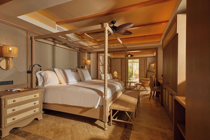 Room 15 of 125