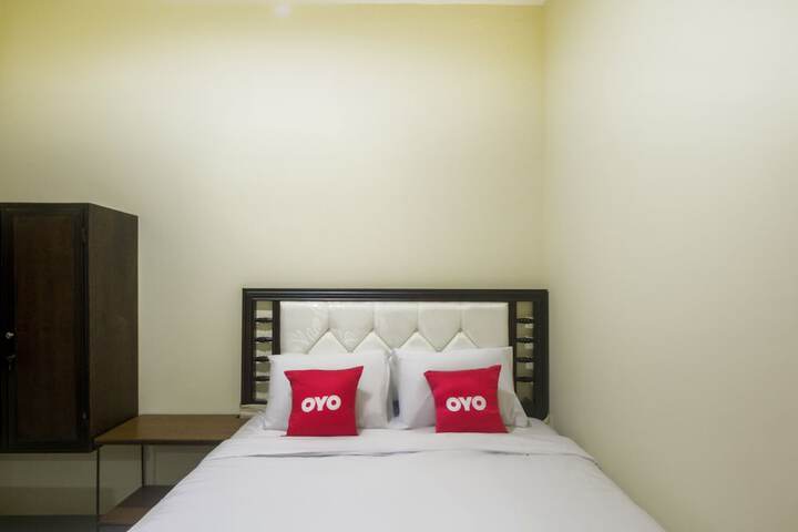 Room 12 of 24