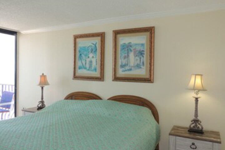 Room 43 of 48