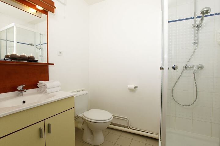 Bath Interior