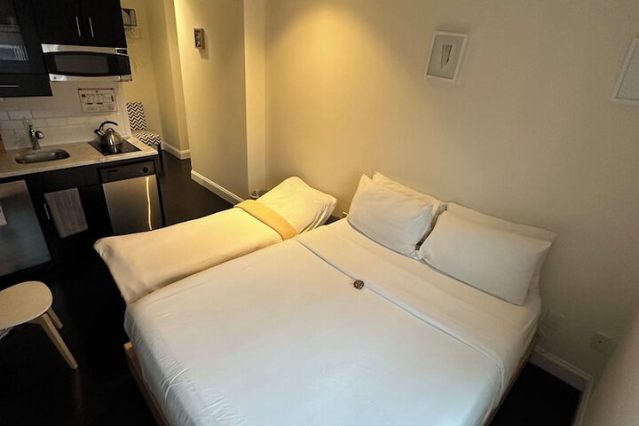 Room 17 of 53