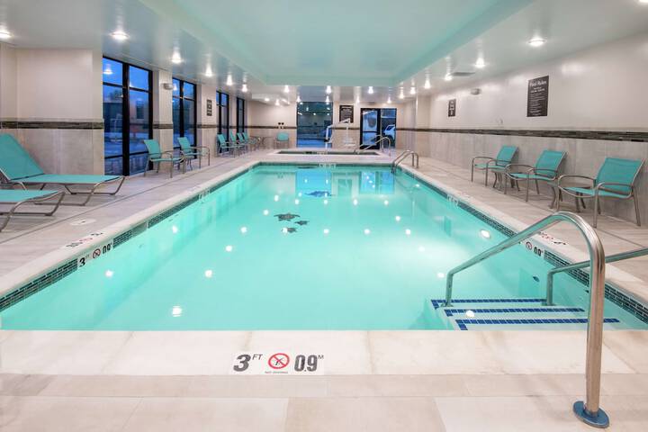 Pools & Facilities