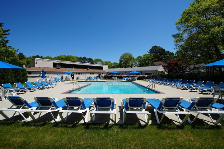Pool Hotel