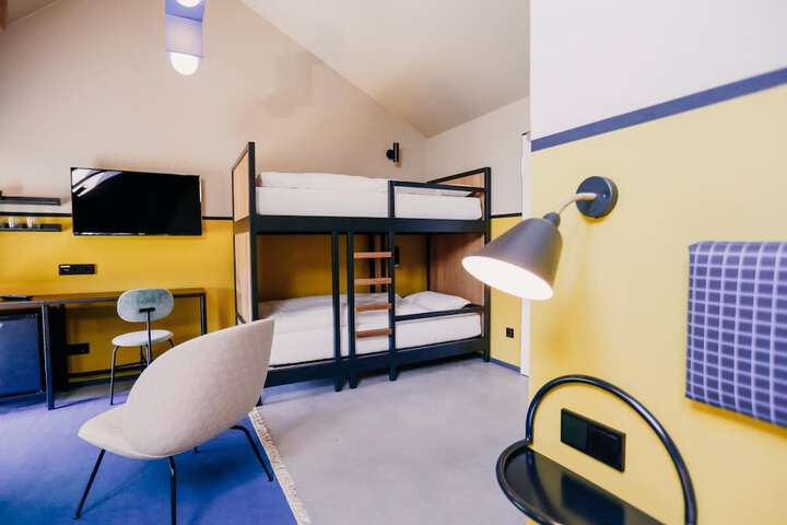 Room 13 of 50