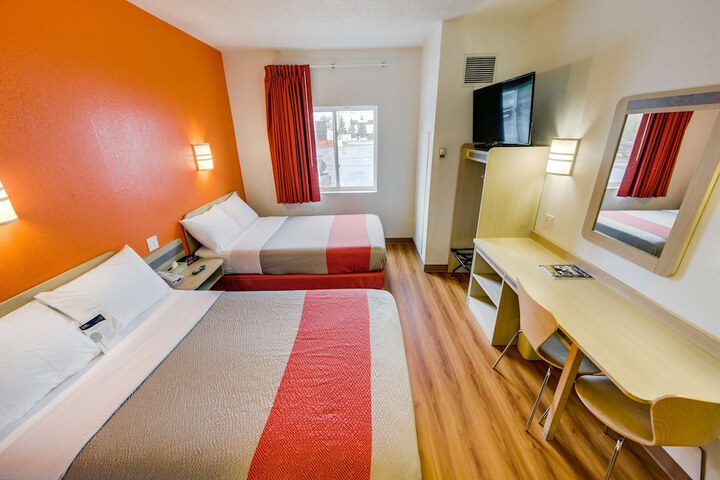 Room 14 of 35