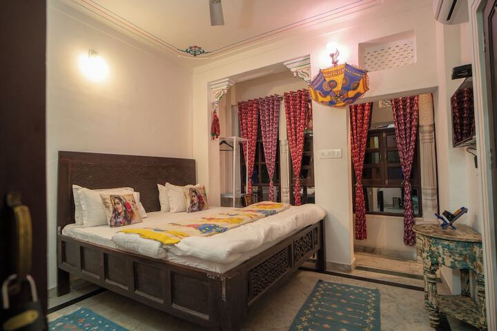 Room 20 of 51