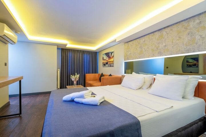 Room 17 of 100