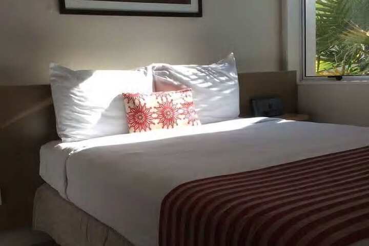Room 14 of 78