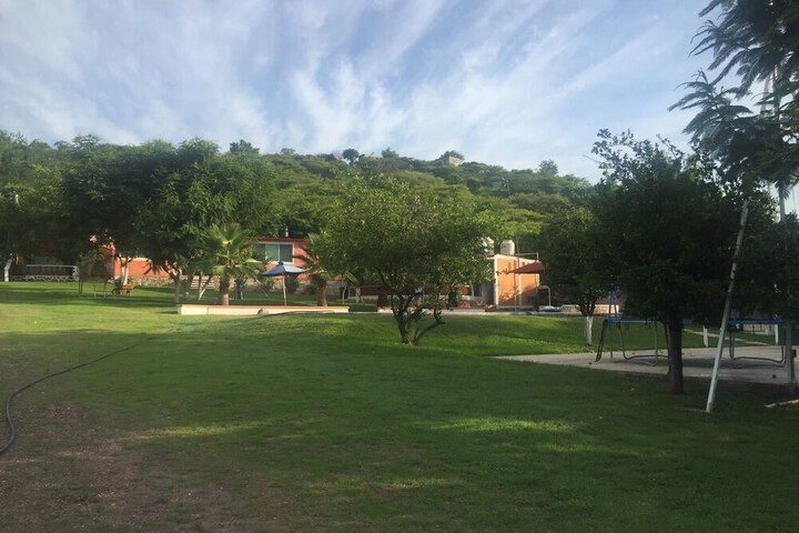 Property Grounds 14 of 17