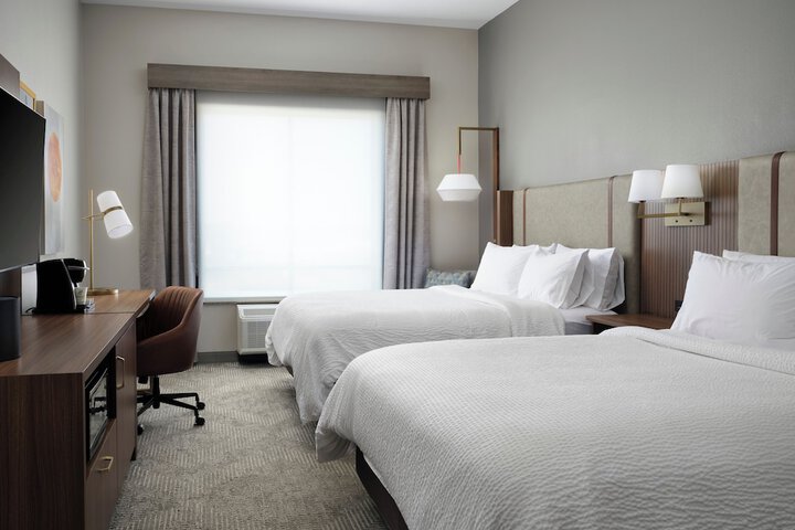 Room 8 of 36