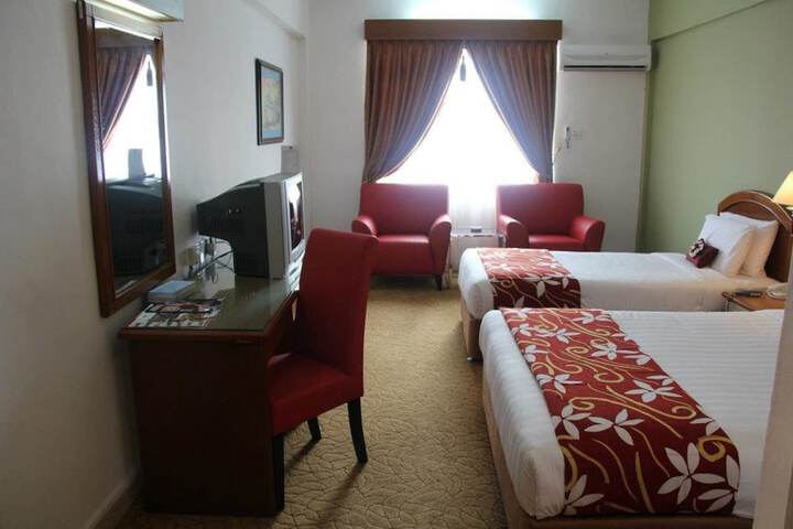 Room 9 of 64