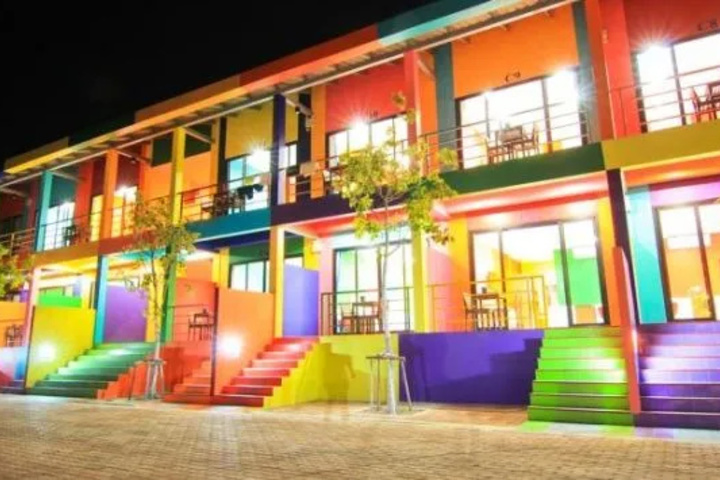 Exterior of Xanadu Beach Resort and Marina
