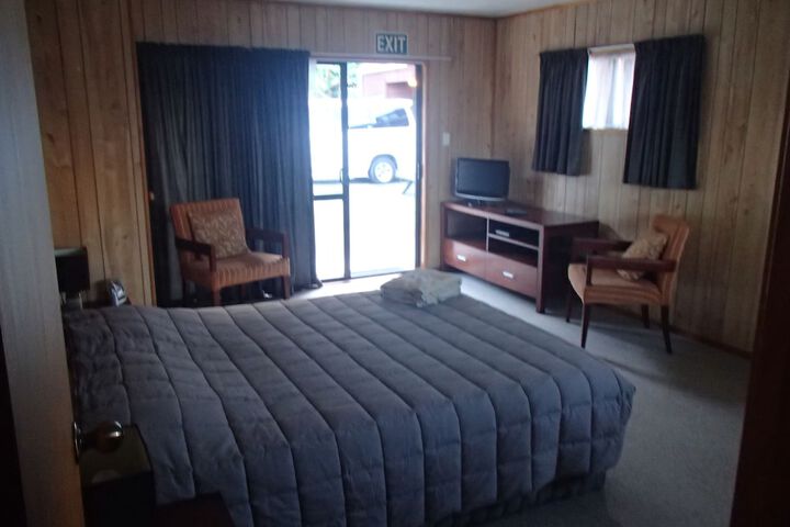 Room 22 of 50