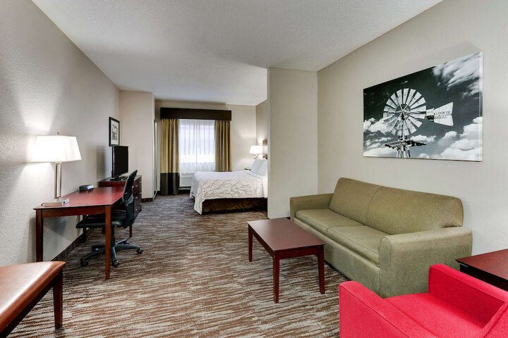 Room 12 of 37