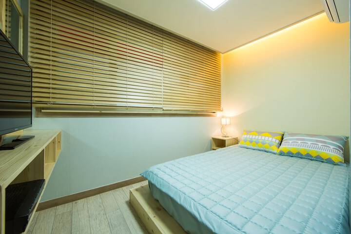 Room 3 of 35