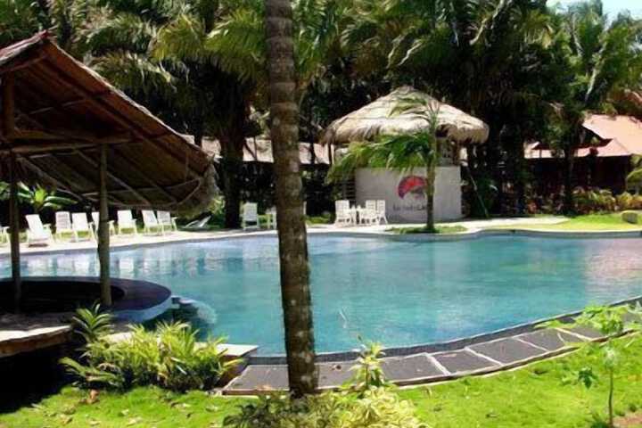 Pool 4 of 7