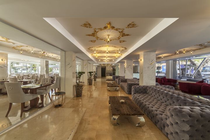 Hotel Interior 3 of 105