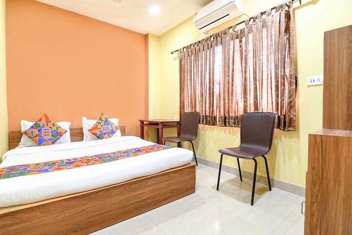 Fabhotel Santoshi
