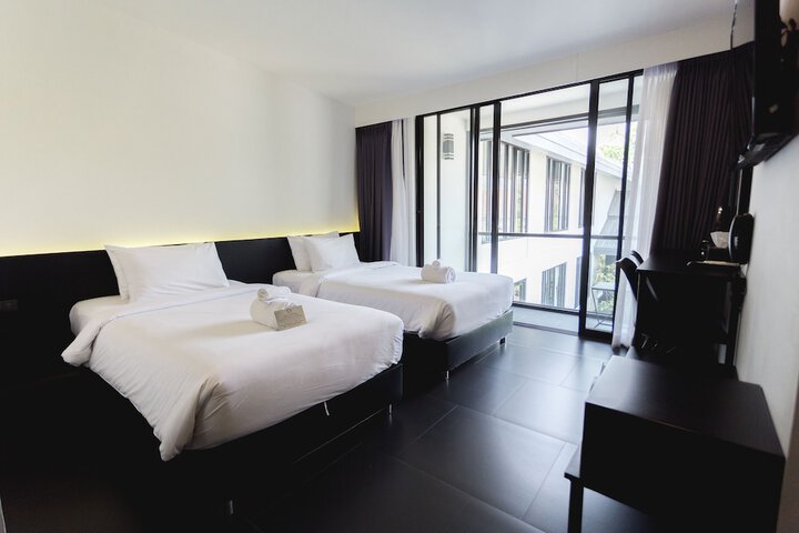 Room 40 of 74