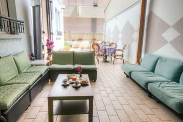 Terrace/Patio 19 of 20
