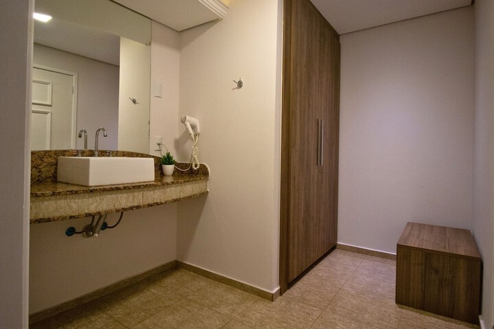Room 55 of 79