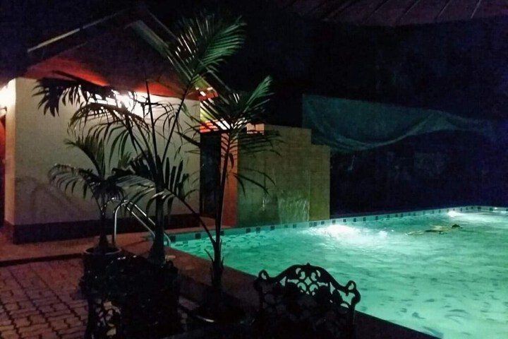 Pool 23 of 50