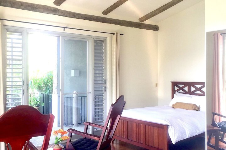 Room 13 of 73