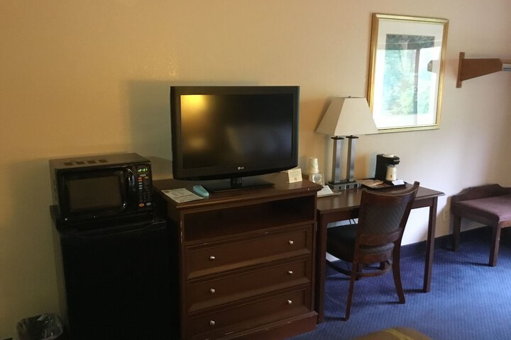 2 Double Beds (9 of 14)