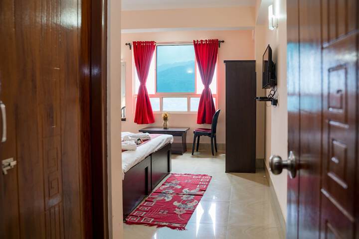Room 43 of 78