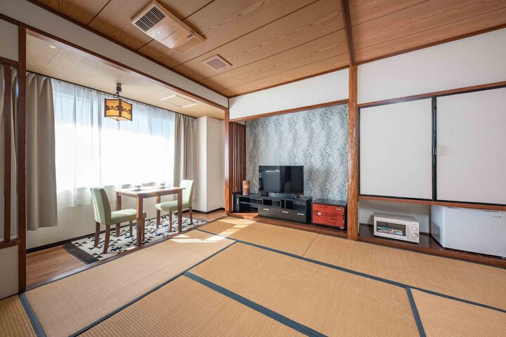Room 14 of 59