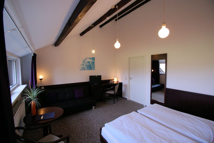 Room 3 of 14