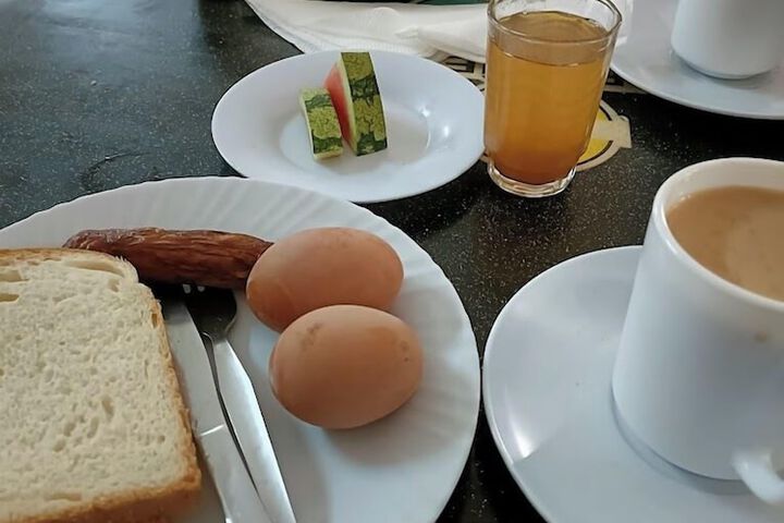 Breakfast/Coffee Service 15 of 22