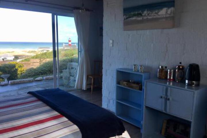 Room 43 of 43