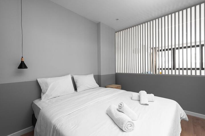 Room 6 of 36