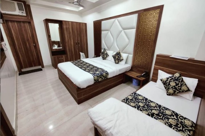 Room 17 of 48