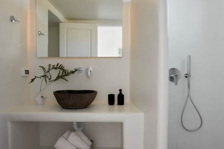 Room 30 of 50